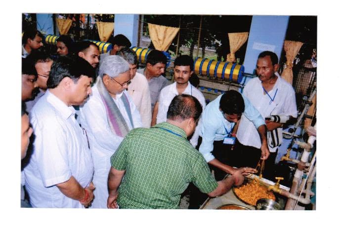 CM Reviewing Sericulture Process